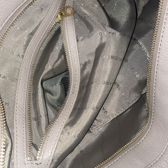 Marc Jacob’s Tote! - Picture 6 of 7